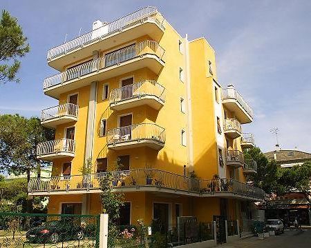 Residence Mini Sayonara Τζεσόλο Λίντο Εξωτερικό φωτογραφία